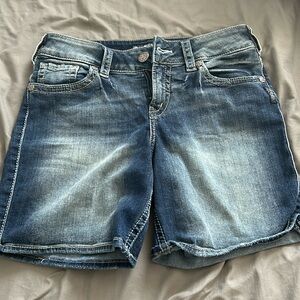 Size 29 Silver jorts